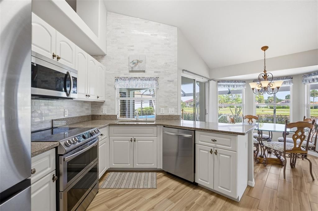 For Sale: $459,000 (2 beds, 2 baths, 1647 Square Feet)