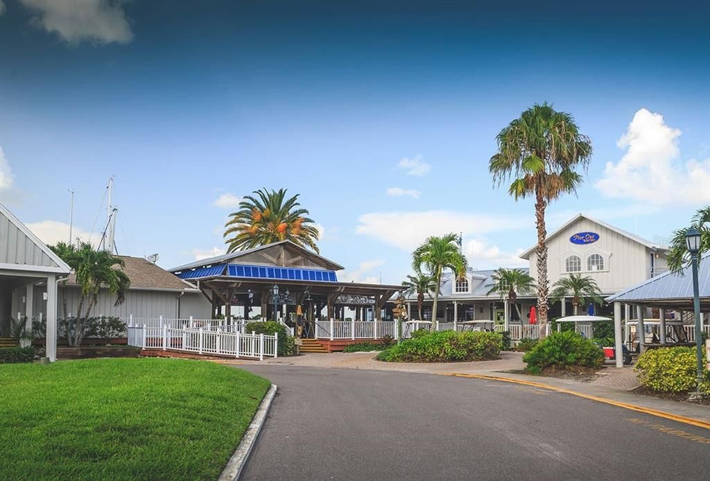 For Sale: $459,000 (2 beds, 2 baths, 1647 Square Feet)