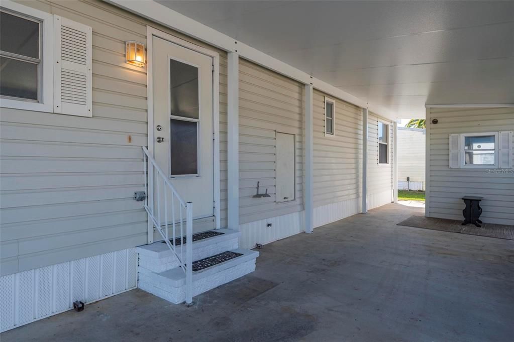 Active With Contract: $135,000 (2 beds, 2 baths, 1152 Square Feet)