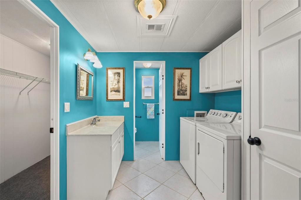 Active With Contract: $135,000 (2 beds, 2 baths, 1152 Square Feet)