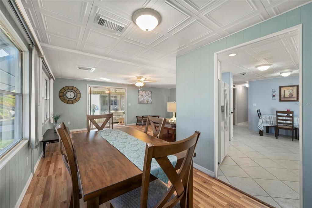 Active With Contract: $135,000 (2 beds, 2 baths, 1152 Square Feet)