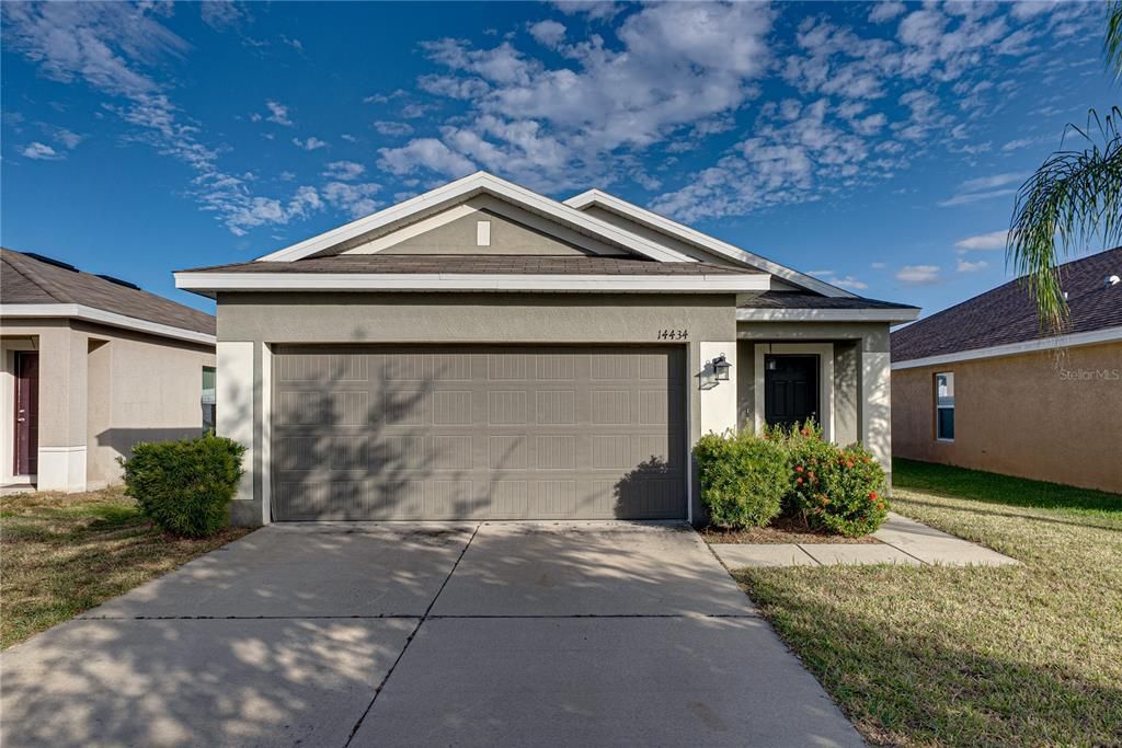 Active With Contract: $249,000 (3 beds, 2 baths, 1311 Square Feet)