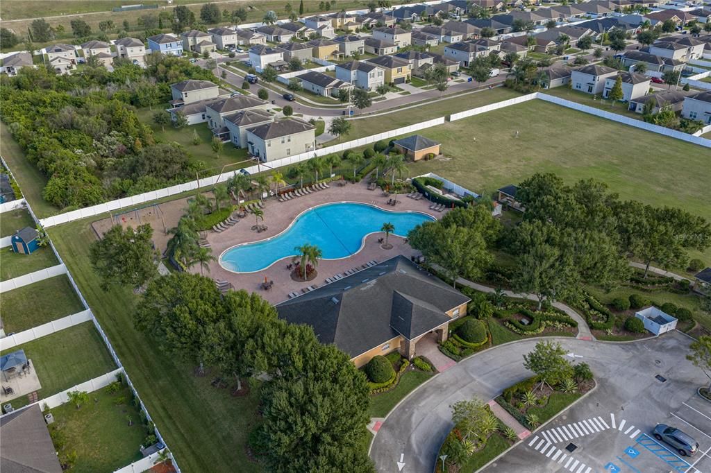 Active With Contract: $249,000 (3 beds, 2 baths, 1311 Square Feet)