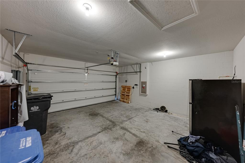 Active With Contract: $249,000 (3 beds, 2 baths, 1311 Square Feet)