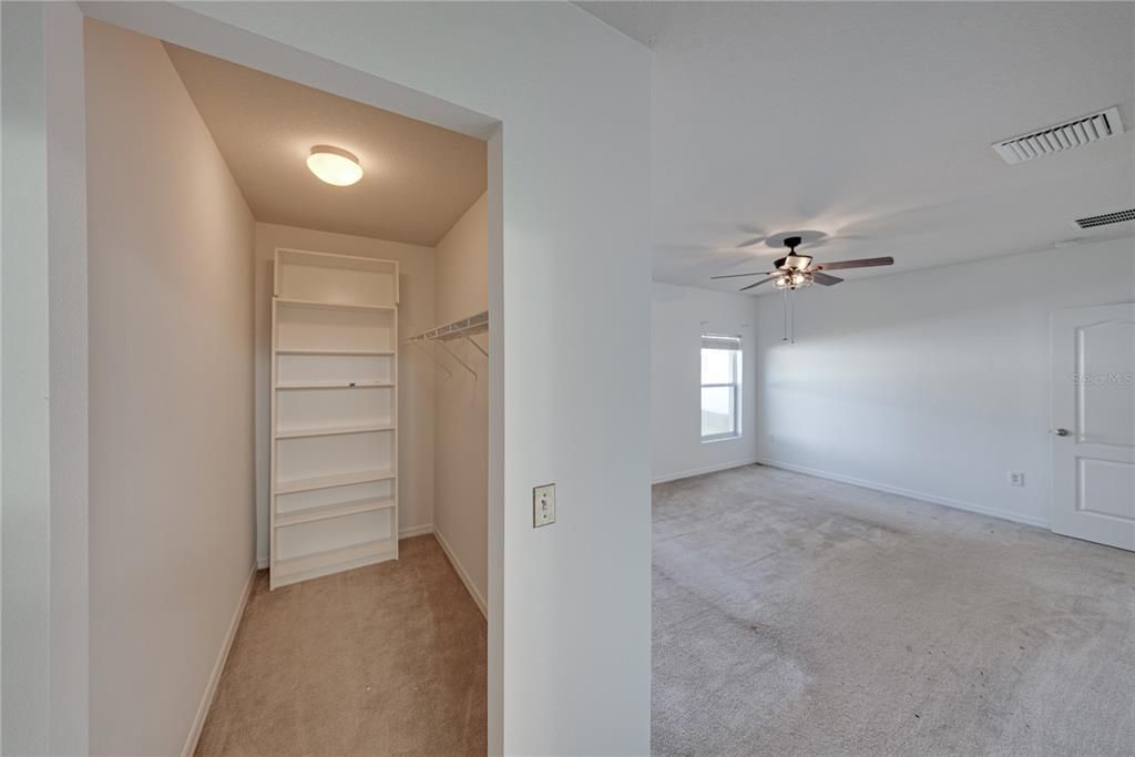 Active With Contract: $249,000 (3 beds, 2 baths, 1311 Square Feet)