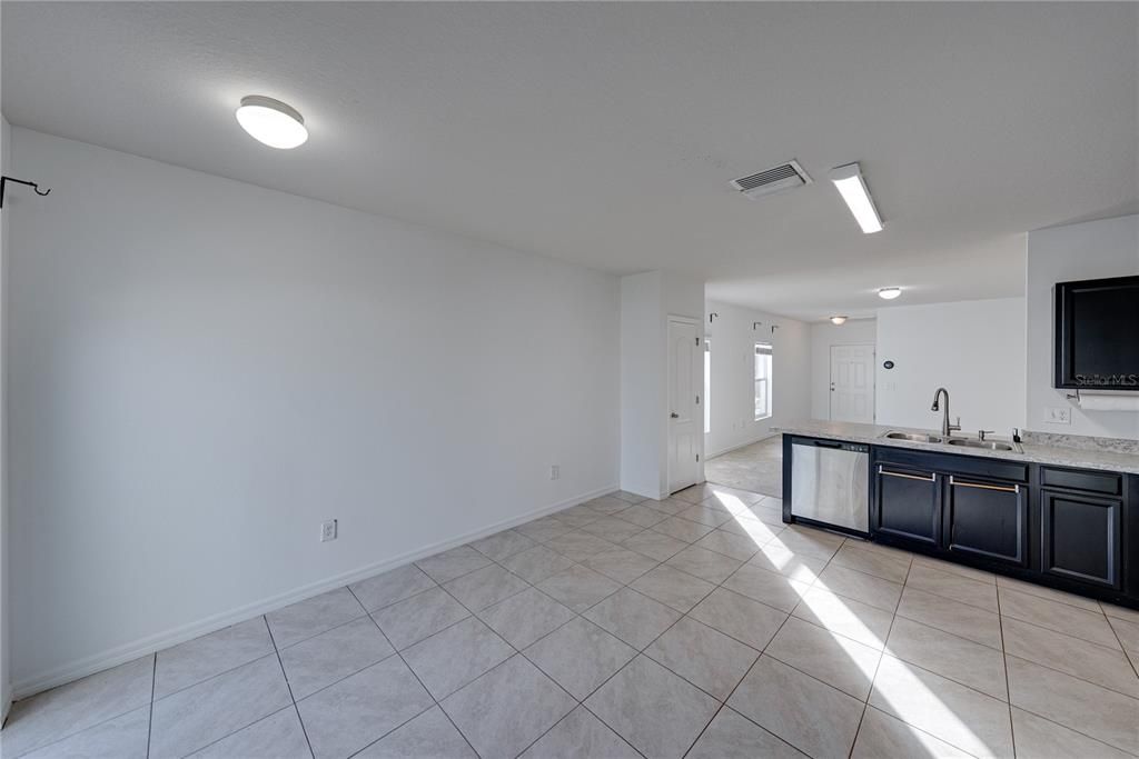 Active With Contract: $249,000 (3 beds, 2 baths, 1311 Square Feet)