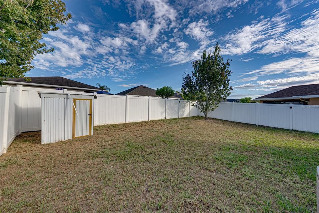 Active With Contract: $249,000 (3 beds, 2 baths, 1311 Square Feet)