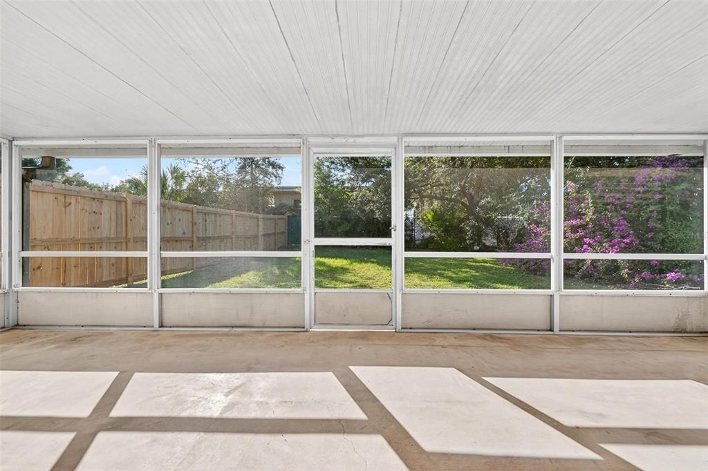 For Sale: $650,000 (4 beds, 0 baths, 2010 Square Feet)