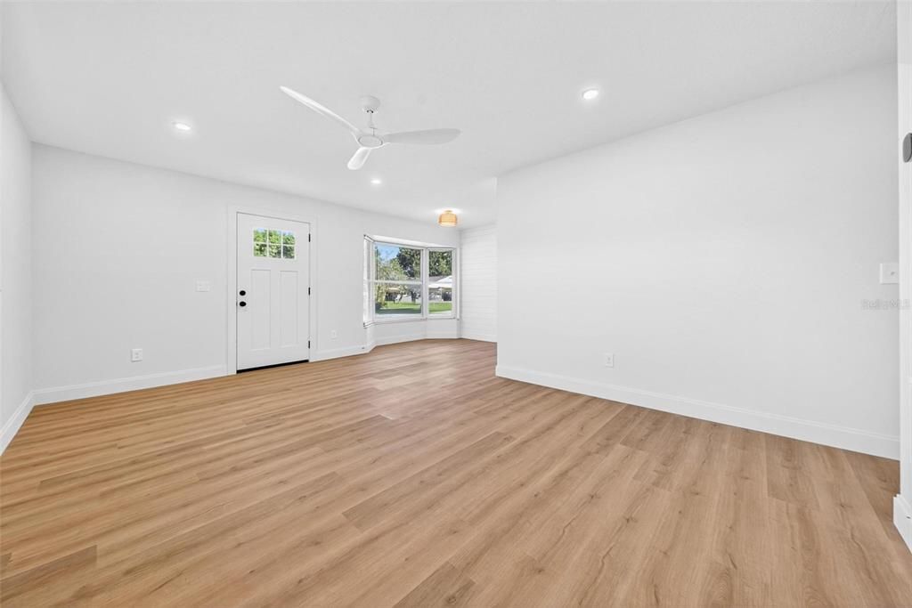 For Sale: $650,000 (4 beds, 0 baths, 2010 Square Feet)