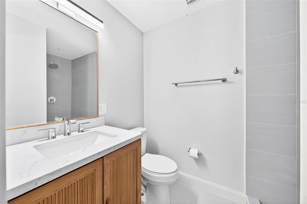 For Sale: $650,000 (4 beds, 0 baths, 2010 Square Feet)