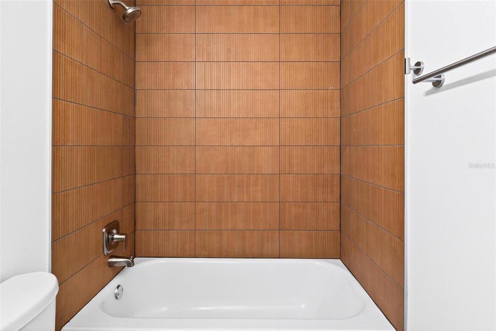 For Sale: $650,000 (4 beds, 0 baths, 2010 Square Feet)