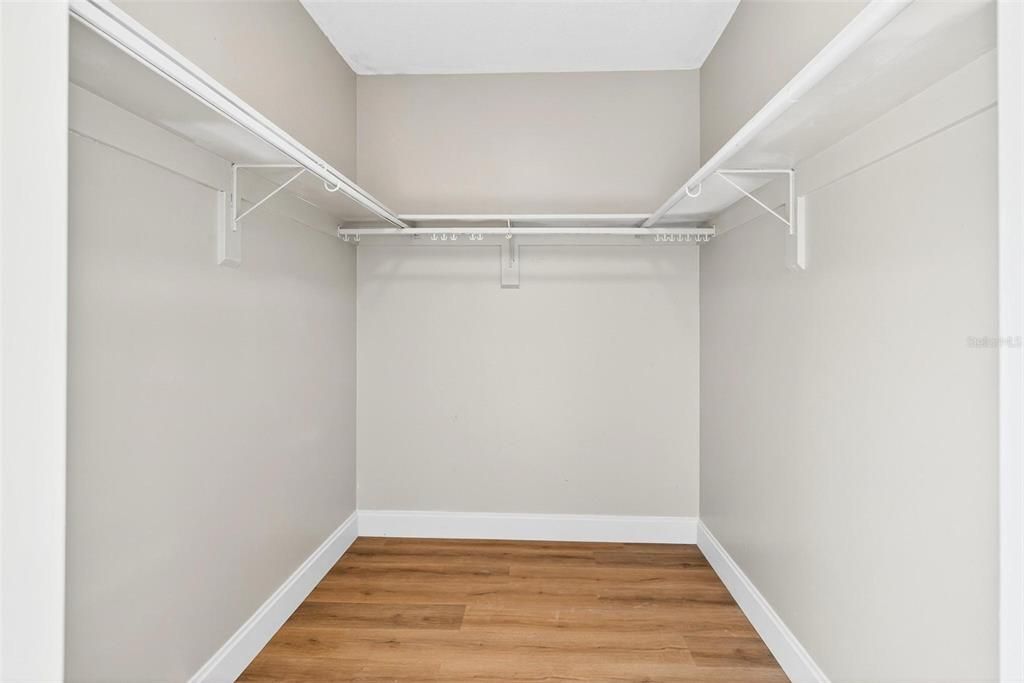 For Sale: $650,000 (4 beds, 0 baths, 2010 Square Feet)