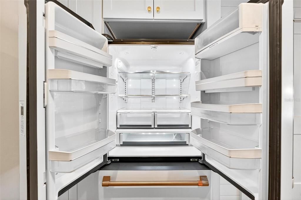 For Sale: $650,000 (4 beds, 0 baths, 2010 Square Feet)