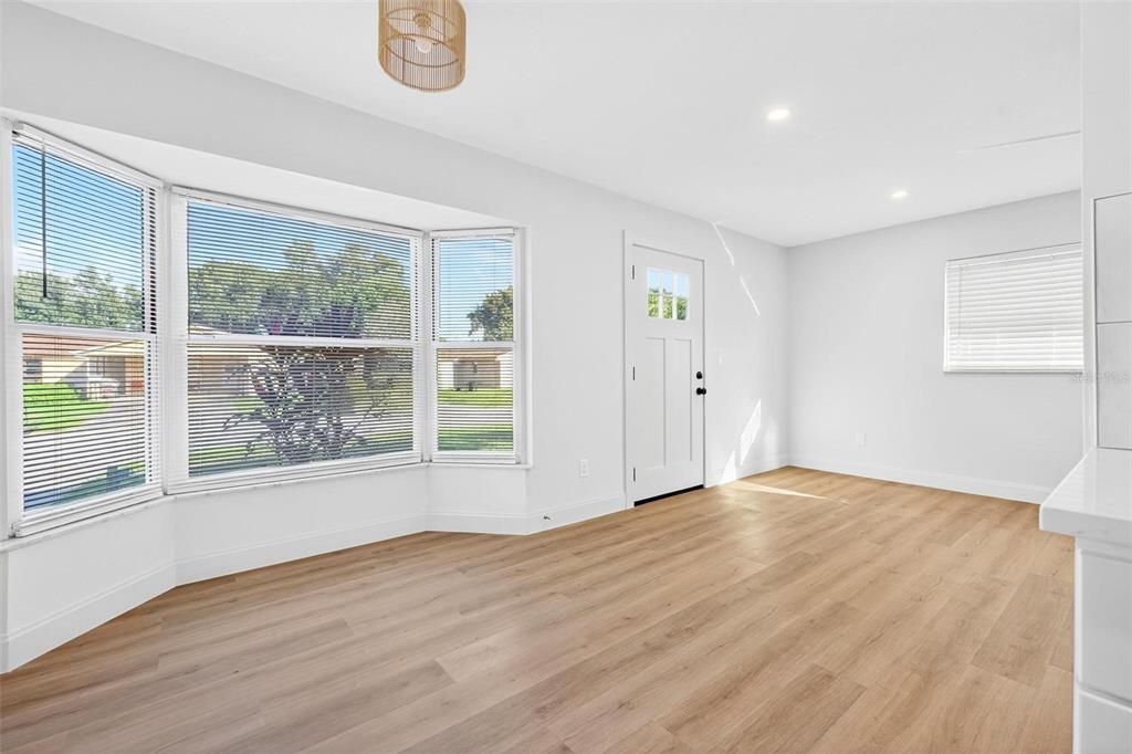 For Sale: $650,000 (4 beds, 0 baths, 2010 Square Feet)