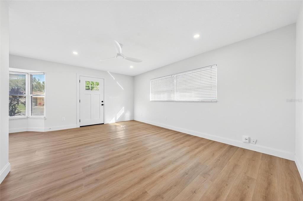 For Sale: $650,000 (4 beds, 0 baths, 2010 Square Feet)