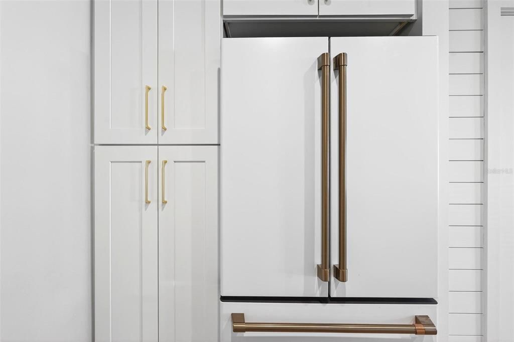 For Sale: $650,000 (4 beds, 0 baths, 2010 Square Feet)