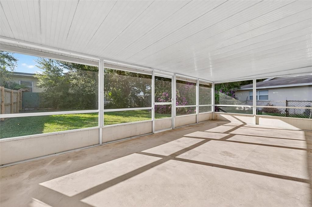 For Sale: $650,000 (4 beds, 0 baths, 2010 Square Feet)