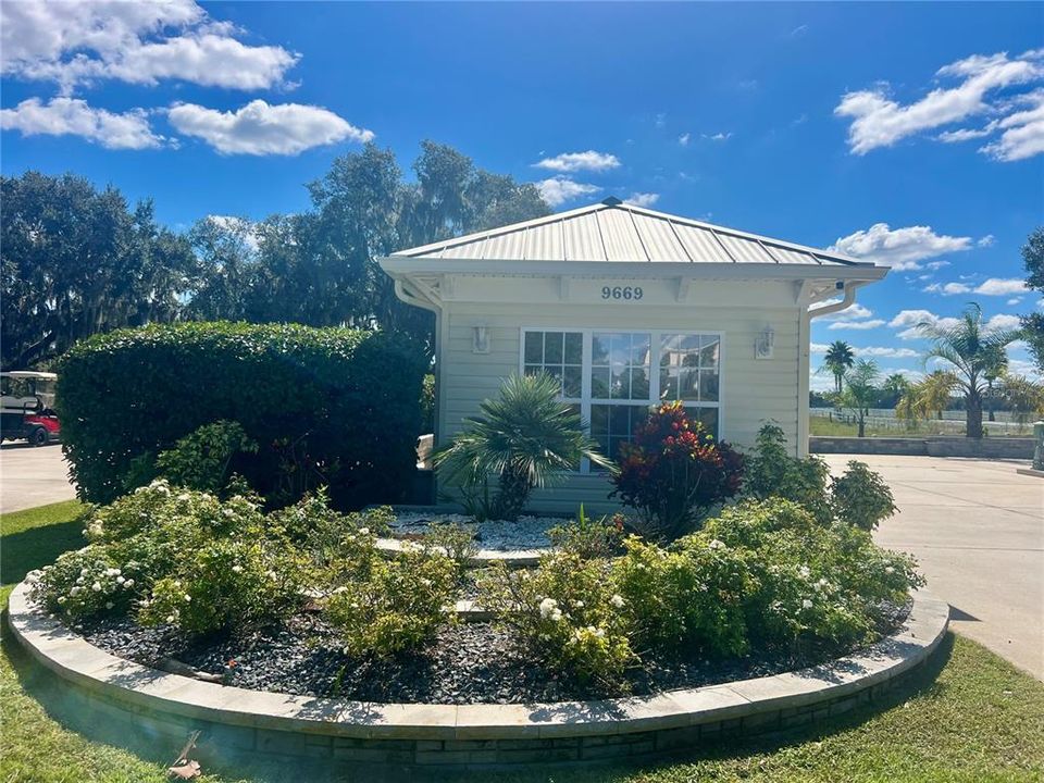 En Venta: $217,900 (0.16 acres)