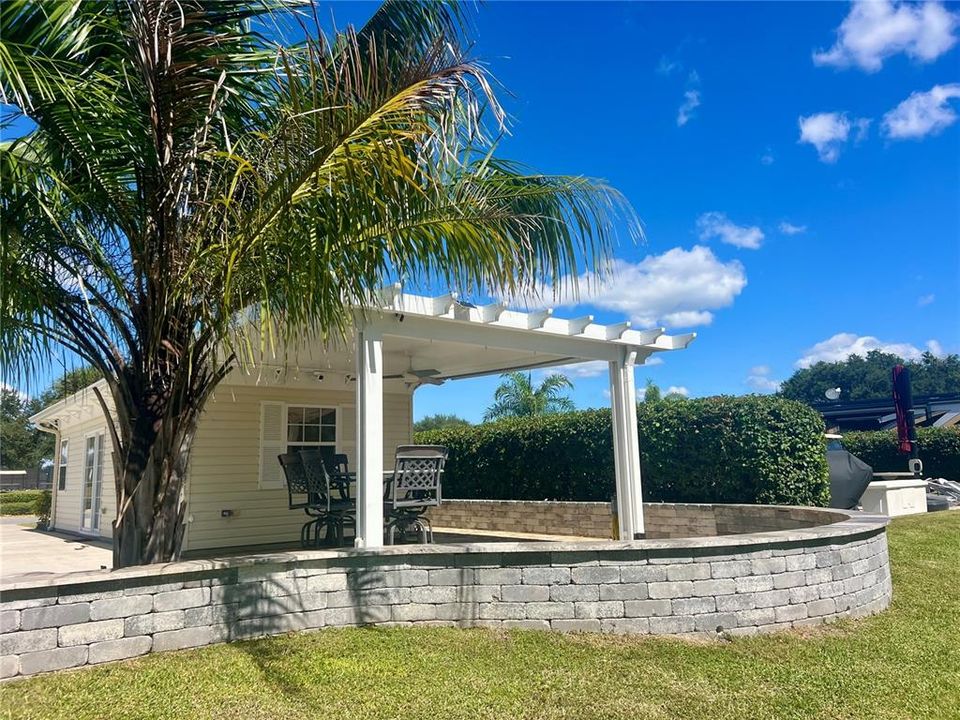 En Venta: $217,900 (0.16 acres)