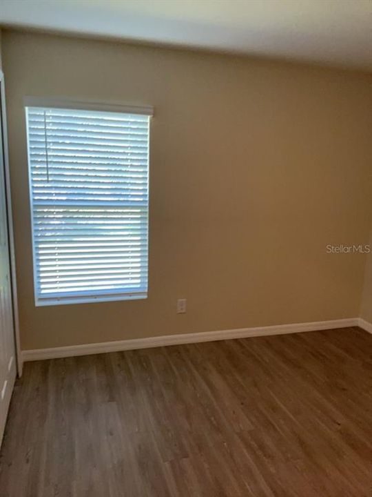 For Sale: $325,900 (4 beds, 2 baths, 1617 Square Feet)