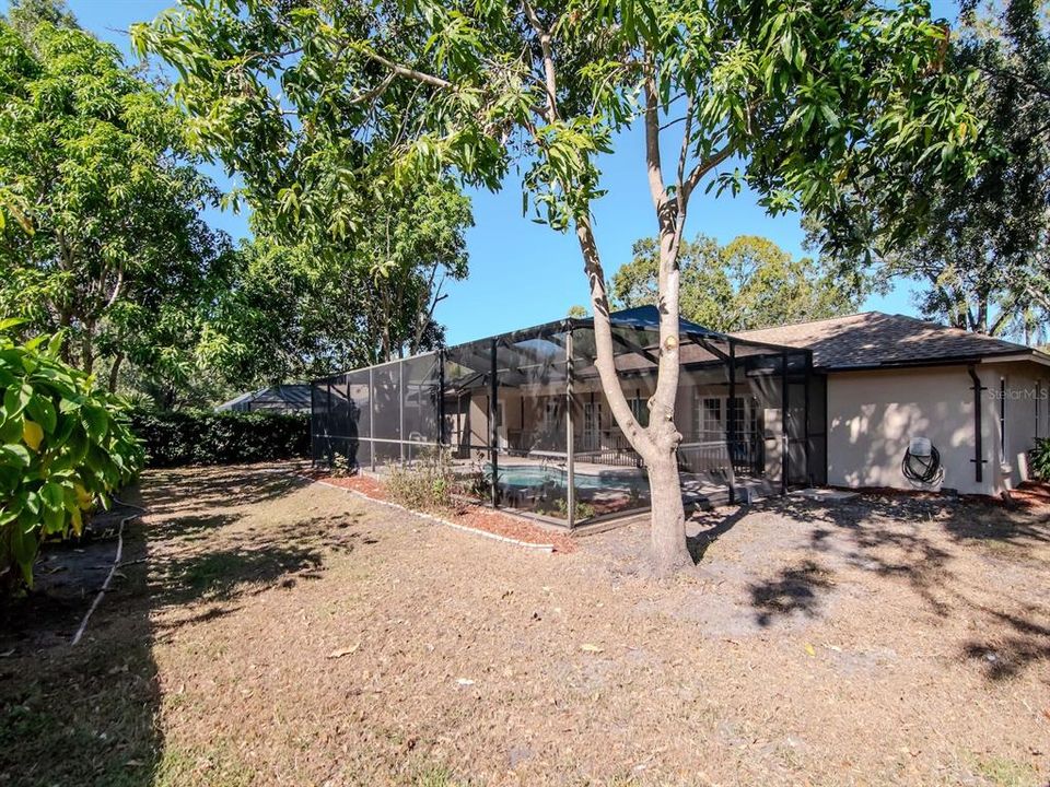 En Venta: $674,000 (4 camas, 3 baños, 2542 Pies cuadrados)