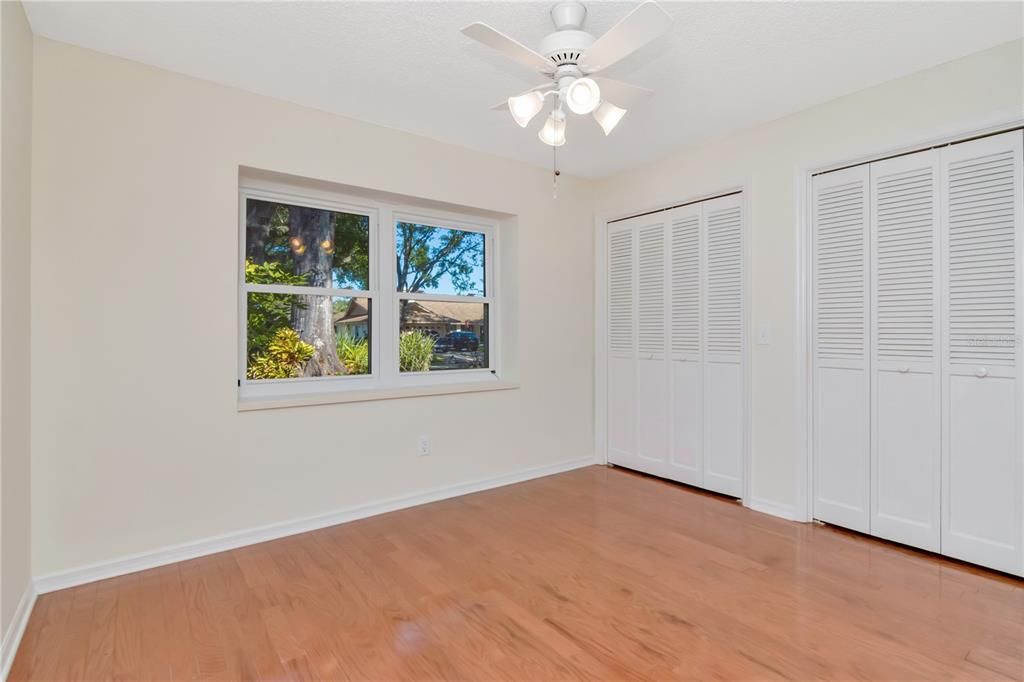 En Venta: $674,000 (4 camas, 3 baños, 2542 Pies cuadrados)