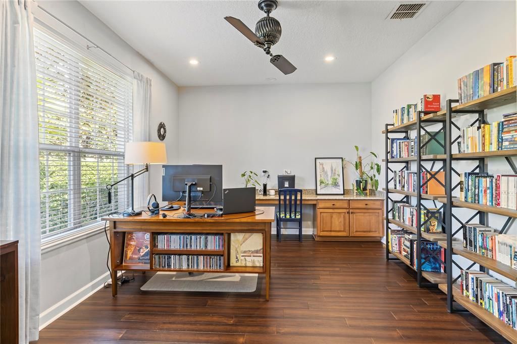 Active With Contract: $975,000 (4 beds, 4 baths, 3862 Square Feet)