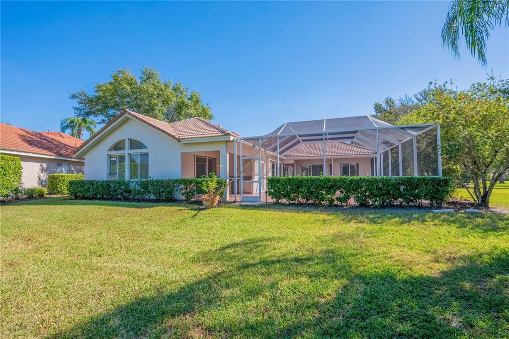 合同活跃: $3,250 (4 贝兹, 3 浴室, 3248 平方英尺)