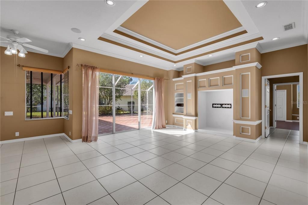 合同活跃: $3,250 (4 贝兹, 3 浴室, 3248 平方英尺)