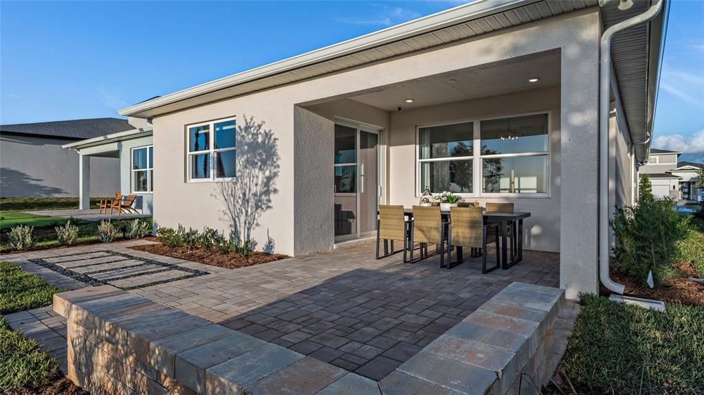 For Sale: $375,990 (2 beds, 2 baths, 1547 Square Feet)