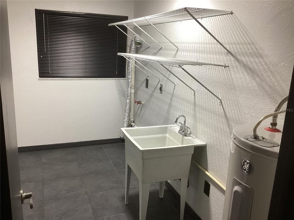 En Venta: $599,990 (3 camas, 2 baños, 2134 Pies cuadrados)