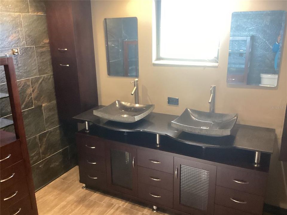 En Venta: $599,990 (3 camas, 2 baños, 2134 Pies cuadrados)