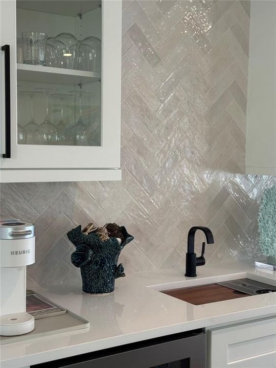 For Sale: $749,999 (2 beds, 2 baths, 1450 Square Feet)