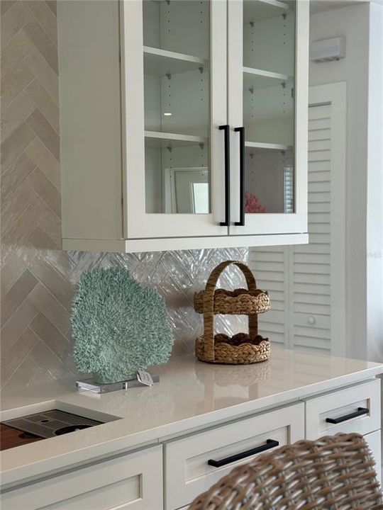 For Sale: $749,999 (2 beds, 2 baths, 1450 Square Feet)