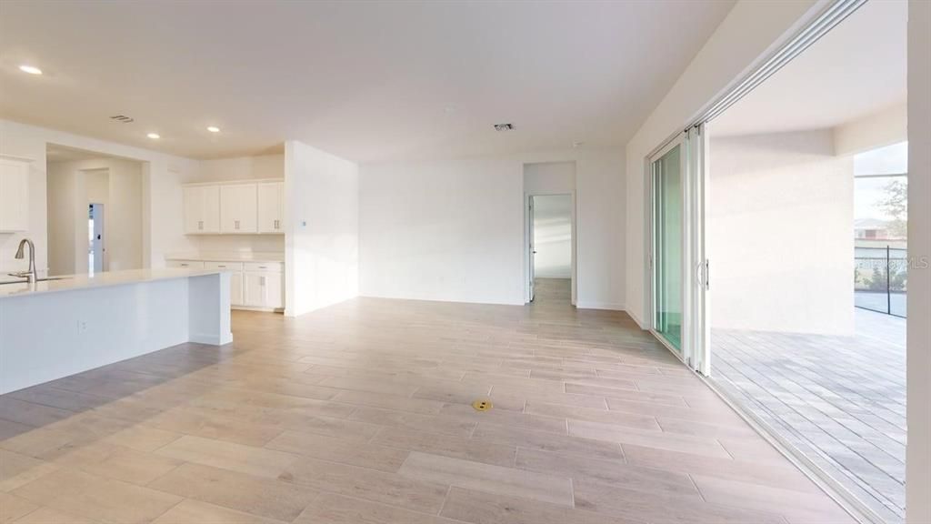 出租: $2,950 (3 贝兹, 3 浴室, 2201 平方英尺)