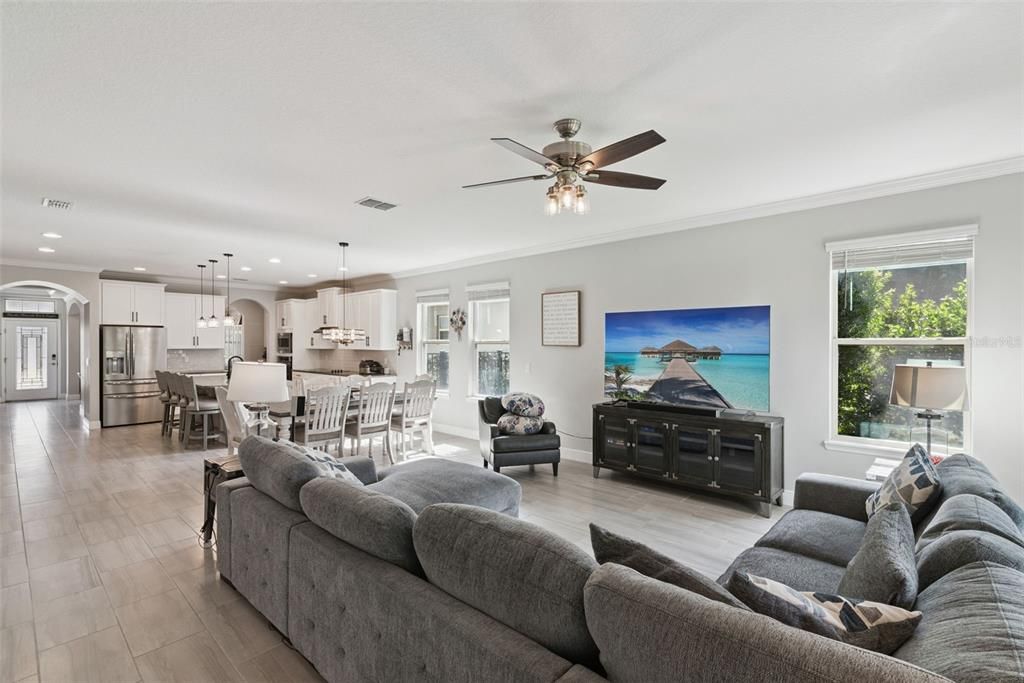 Active With Contract: $750,000 (4 beds, 3 baths, 3316 Square Feet)