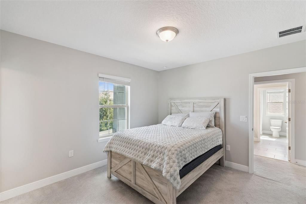 Active With Contract: $750,000 (4 beds, 3 baths, 3316 Square Feet)