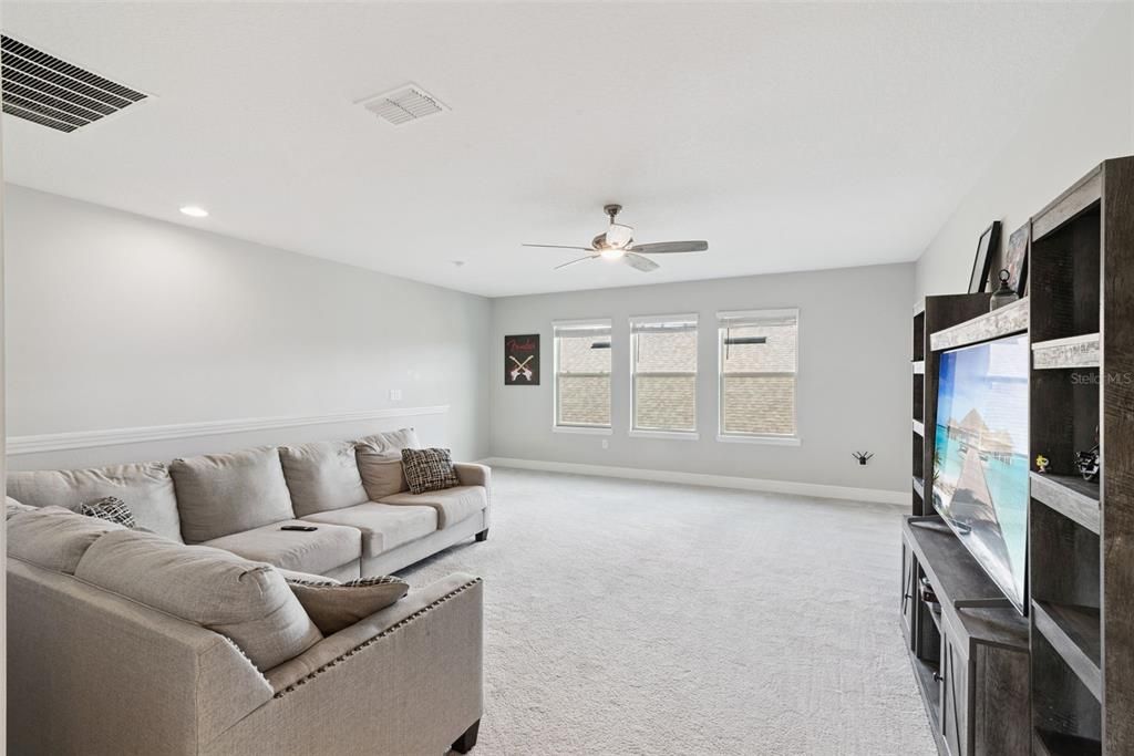 Active With Contract: $750,000 (4 beds, 3 baths, 3316 Square Feet)