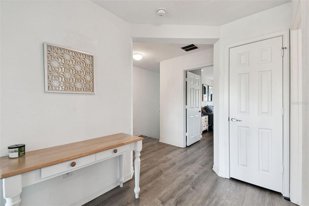 待售: $295,000 (3 贝兹, 2 浴室, 1822 平方英尺)