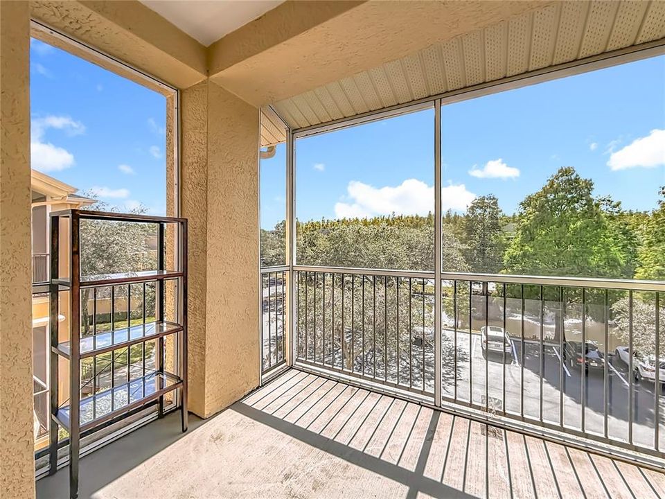 For Sale: $183,000 (2 beds, 2 baths, 1089 Square Feet)