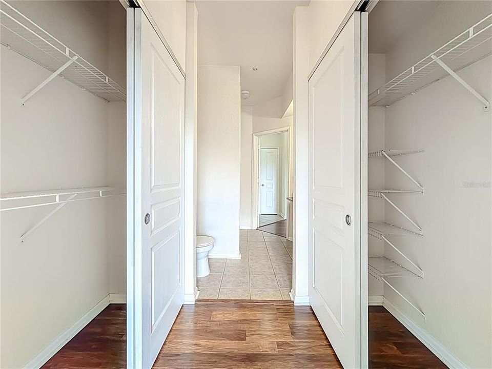 For Sale: $183,000 (2 beds, 2 baths, 1089 Square Feet)