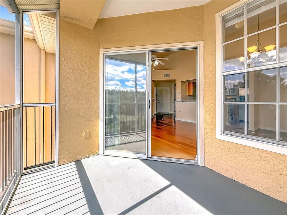 For Sale: $183,000 (2 beds, 2 baths, 1089 Square Feet)