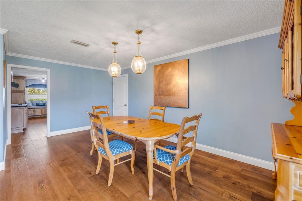 For Sale: $549,317 (3 beds, 2 baths, 2175 Square Feet)