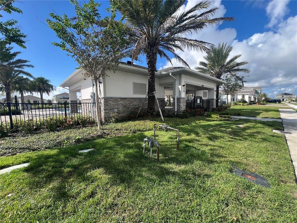 For Sale: $420,000 (4 beds, 2 baths, 1841 Square Feet)