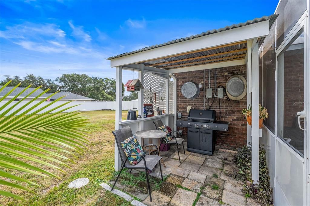 En Venta: $699,900 (3 camas, 3 baños, 2465 Pies cuadrados)