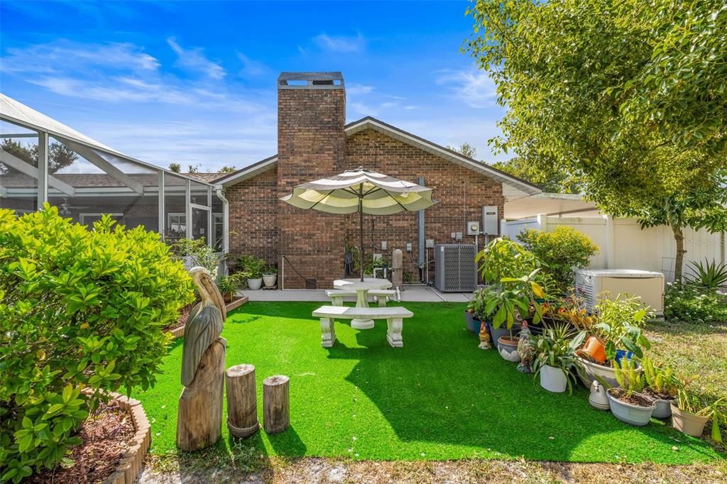 En Venta: $699,900 (3 camas, 3 baños, 2465 Pies cuadrados)