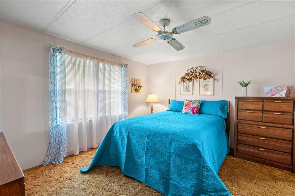 待售: $133,500 (2 贝兹, 2 浴室, 1056 平方英尺)