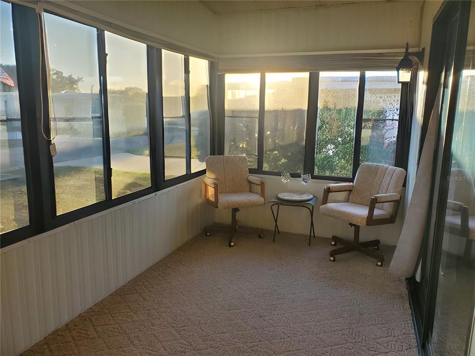 待售: $133,500 (2 贝兹, 2 浴室, 1056 平方英尺)