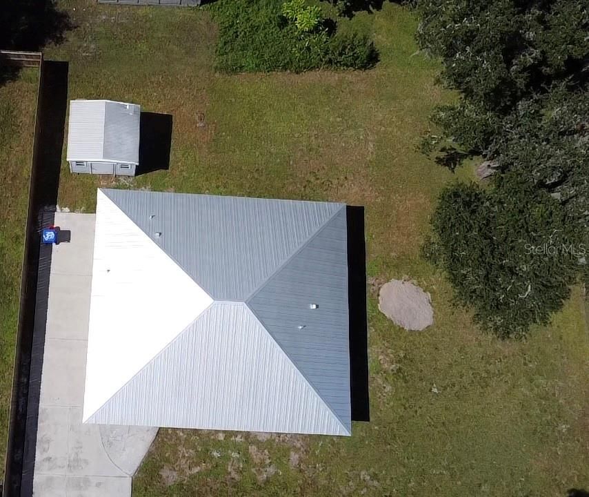 For Sale: $335,000 (3 beds, 2 baths, 1194 Square Feet)