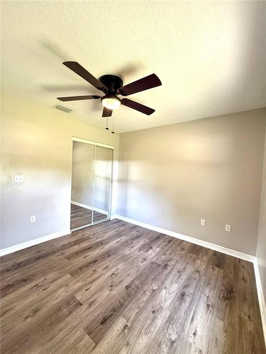 For Sale: $335,000 (3 beds, 2 baths, 1194 Square Feet)